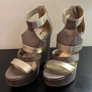 Metallic Fioni Wedges